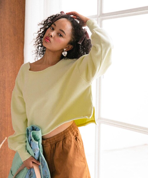 URBAN RESEARCH Sonny Label(アーバンリサーチサニーレーベル)の「AyaKawasaki カットオフスウェット(スウェット・レディース・レモネード/ピーチ/グレープ・FREE)」の4枚目の写真
