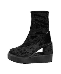 VELOURS SOCKS BOOTS