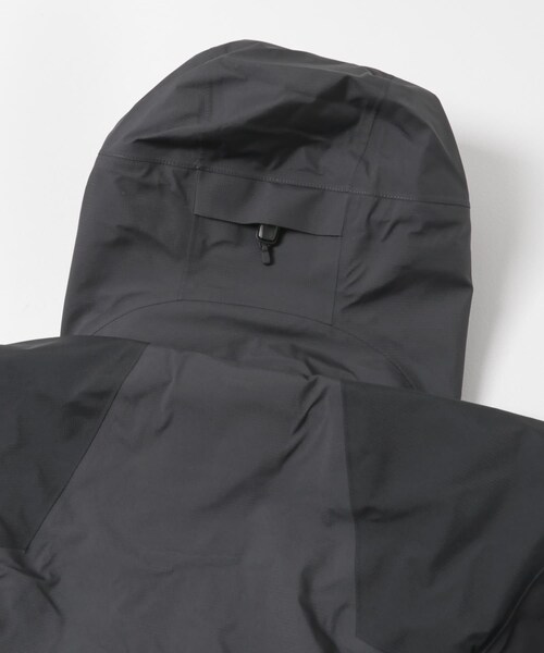 URBAN RESEARCH(アーバンリサーチ)の「GOLDWIN GORE-TEX 3L JACKET(マウンテンパーカー・メンズ・EB・2/3/4)」の9枚目の写真
