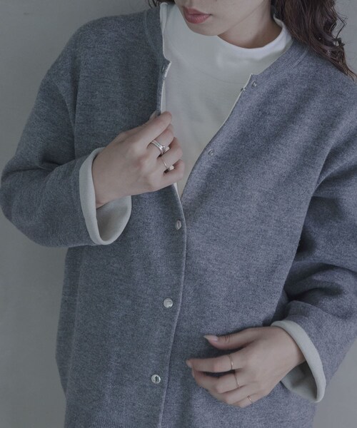 URBAN RESEARCH Sonny Label（アーバンリサーチサニーレーベル）の「ダブルフェイスバイカラーカーディガン（カーディガン/ボレロ・レディース・グレー/ブラウン/ネイビー・Free）」の5枚目の写真