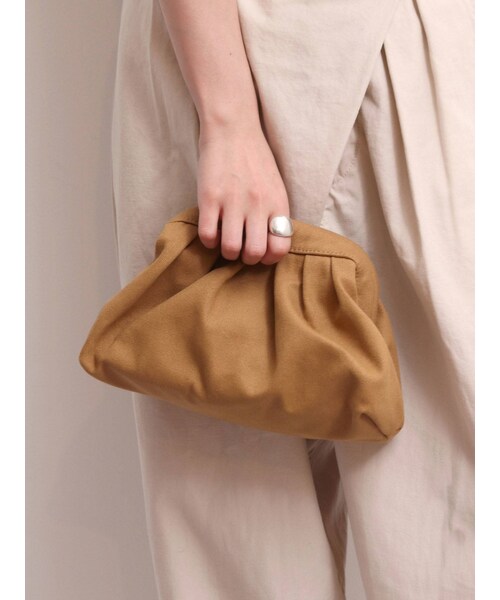 Ungrid（アングリッド）の「ギャザークラッチバッグ（クラッチバッグ・レディース・アイボリー/ベージュ・F）」の8枚目の写真