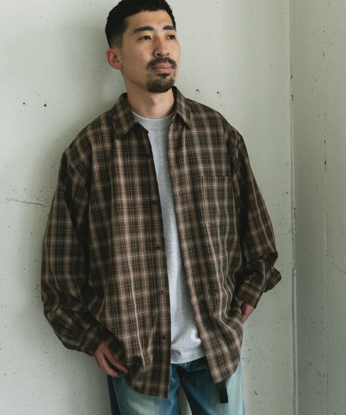 URBAN RESEARCH DOORS（アーバンリサーチドアーズ）の「オンブレチェックレギュラーカラーシャツ（シャツ/ブラウス・メンズ・BRN CHECK/BLK CHECK・M/L）」の11枚目の写真