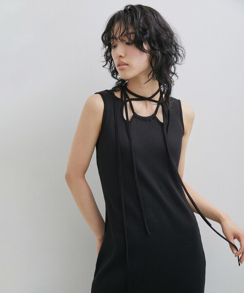 ADAM ET ROPE'（アダムエロペ）の「【公式サイト限定】【MURRAL】Ivy tank dress（ワンピース・レディース・ブラック/ネイビー・1/2）」の5枚目の写真