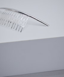 ADAM ET ROPE'（アダムエロペ）の「メタリックバーコーム（バレッタ/ヘアクリップ・レディース）」