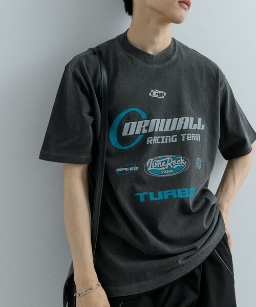 SENSE OF PLACE by URBAN RESEARCH(センスオブプレイスバイアーバンリサーチ)の「フェードロゴグラフィックTシャツ(5分袖)(Tシャツ/カットソー・メンズ・ROYAL BLUE/BLACK/YELLOW・M/L)」の6枚目の写真