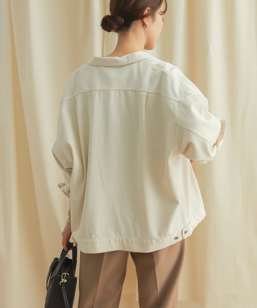 URBAN RESEARCH DOORS(アーバンリサーチドアーズ)の「コットンツイルドルマンジャケット(ミリタリージャケット・レディース・KHAKI/NATURAL・M)」の7枚目の写真