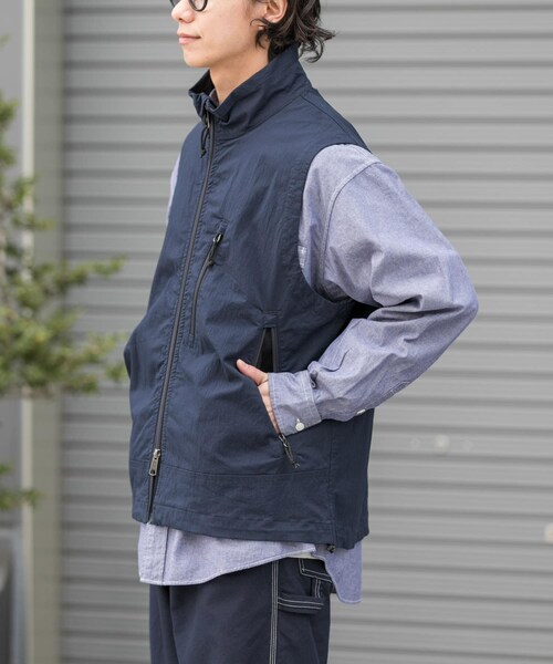 URBAN RESEARCH DOORS（アーバンリサーチドアーズ）の「FORK&SPOON　フィールドベスト（ベスト・メンズ・DARK NAVY/BROWN・4/5）」の16枚目の写真
