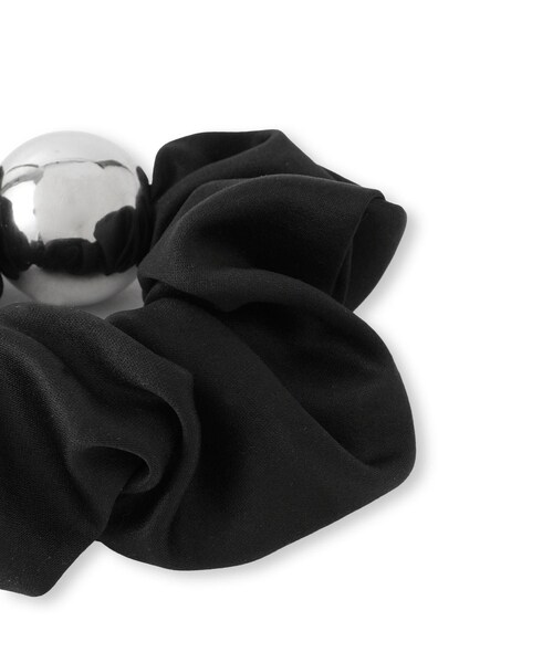 VIS(ビス)の「サテンボールシュシュ(シュシュ・レディース・ブラック/オフホワイト・F)」の12枚目の写真