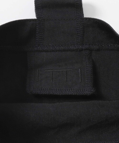URBAN RESEARCH(アーバンリサーチ)の「ITTI MARY INSIDE OUT TOTE-M(トートバッグ・レディース・BLACK/OLIVE・-)」の8枚目の写真
