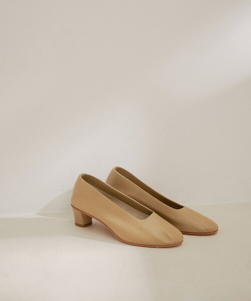 ADAM ET ROPE'（アダムエロペ）の「【公式サイト限定】【MARTINIANO（マルティニアーノ）】HIGH GLOVE（パンプス・レディース・ブラック/ベージュ/ワイン・36/37/38/39）」の16枚目の写真