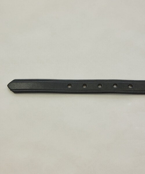 ADAM ET ROPE'(アダムエロペ)の「【TORY LEATHER(トリーレザー)】3/4 wide plain creased belt(ベルト・レディース・ブラック/ダークブラウン・F)」の8枚目の写真