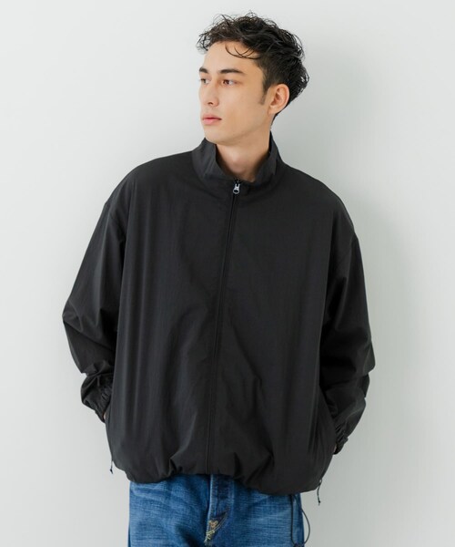 URBAN RESEARCH(アーバンリサーチ)の「NYLON DRY STRETCH JACKET(テーラードジャケット・メンズ・BLACK/BURGUNDY・M/L)」の8枚目の写真