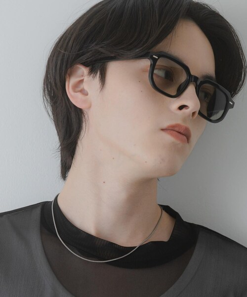 SENSE OF PLACE by URBAN RESEARCH（センスオブプレイスバイアーバンリサーチ）の「スクエアウェリントンサングラス（メガネ・メンズ・BLACK/BROWN/KHAKI・One）」の4枚目の写真