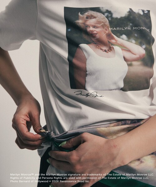 SENSE OF PLACE by URBAN RESEARCH(センスオブプレイスバイアーバンリサーチ)の「『別注』MARILYNMONROE×SENSE OF PLACE プリントスカーフ(バンダナ/スカーフ・レディース・BLACK/GREEN・One)」の16枚目の写真