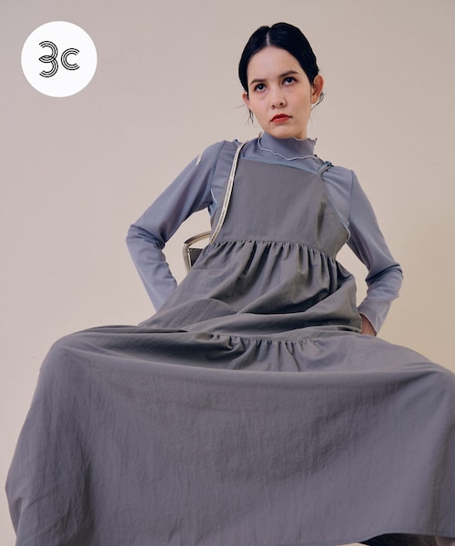 THE GOODLAND MARKET(ザグッドランドマーケット)の「『別注』MIDIUMISOLID×TGM RE-Volume camisole one-piece(ワンピース・レディース・GRAY/GREIGE/BLACK・one)」の2枚目の写真