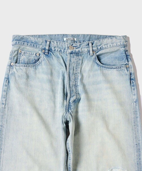 ADAM ET ROPE'（アダムエロペ）の「【AURALEE/オーラリー】FADED SELVEDGE LIGHT DENIM WIDE PANTS（デニムパンツ・メンズ・ブルー系・28/30/32/34）」の6枚目の写真