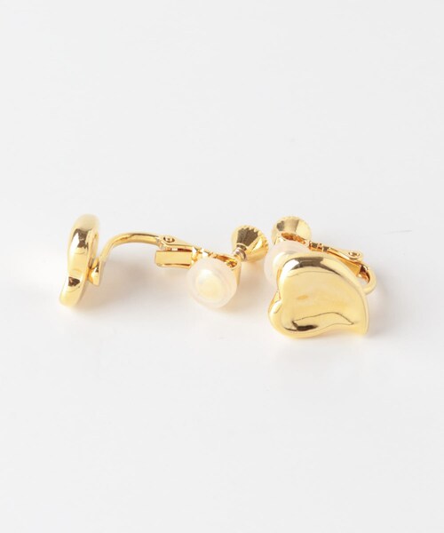 URBAN RESEARCH DOORS(アーバンリサーチドアーズ)の「ハートモチーフイヤリング(イヤリング・レディース・GOLD/SILVER・one)」の9枚目の写真