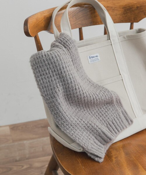 URBAN RESEARCH DOORS（アーバンリサーチドアーズ）の「カワリアミニットマフラー（マフラー・レディース・L.BEIGE/RED/GRAY・one）」の5枚目の写真