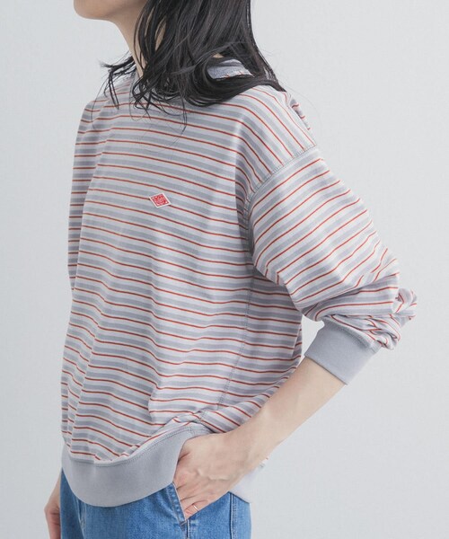 URBAN RESEARCH DOORS(アーバンリサーチドアーズ)の「DANTON SWEAT T-SHIRTS(スウェット・レディース・BLUEGRY/GREYRED・S)」の2枚目の写真
