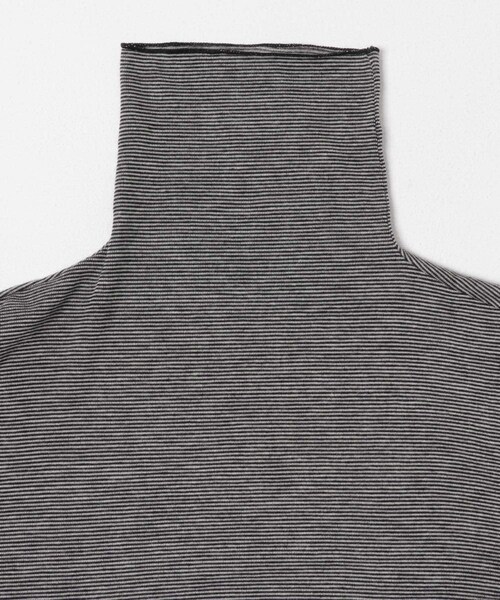 URBAN RESEARCH（アーバンリサーチ）の「カシミヤシルクタートルカットソー（Tシャツ/カットソー・レディース・BLACK/BORDER/BORDEAUX/OFF LAME・Free）」の21枚目の写真