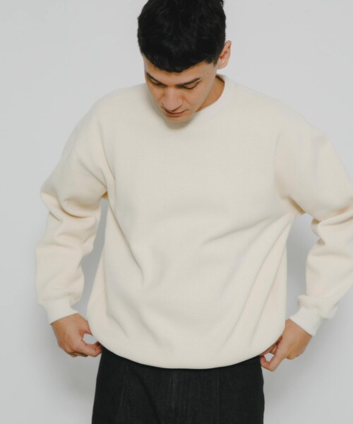 URBAN RESEARCH Sonny Label（アーバンリサーチサニーレーベル）の「裏起毛ワッフルリラックスフィットプルオーバー（Tシャツ/カットソー・メンズ・オフ/チャコール/カーキ・M/L/XL）」の7枚目の写真