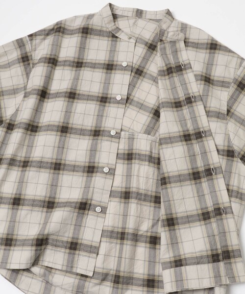 URBAN RESEARCH DOORS（アーバンリサーチドアーズ）の「FORK&SPOON　ブラッシュドチェックシャツ（シャツ/ブラウス・レディース・BLACK CHK/BEIGE CHK・1）」の21枚目の写真