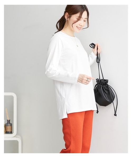 nissen（ニッセン）の「重ね着用長袖Ｔシャツ（ラウンドへム・スクエアへム）（Tシャツ/カットソー・レディース・ラウンドへム(オフホワイト)/スクエアへム(オフホワイト)/襟ぐり広めラウンドへム(オフホワイト)/襟ぐり広めスクエアへム(オフホワイト)・M/L/LL/S）」の12枚目の写真