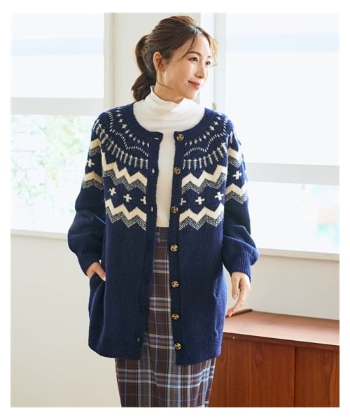 nissen（ニッセン）の「ふんわりウォッシャブル ノルディック柄ニットカーディガン【Otona Purete】（カーディガン/ボレロ・レディース・オフホワイト系/ネイビー系・M/L~LL/3L~4L/5L~6L）」の6枚目の写真