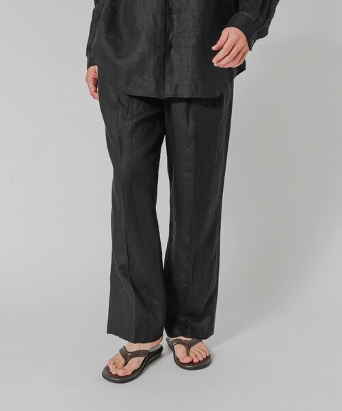 URBAN RESEARCH(アーバンリサーチ)の「LINEN WIDE EASY PANTS(その他パンツ・メンズ・BLACK/BEIGE/NAVY・M/L)」の6枚目の写真