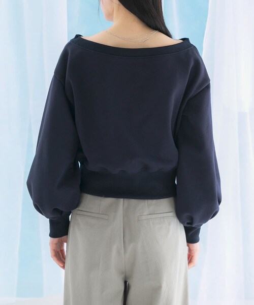 URBAN RESEARCH ROSSO（アーバンリサーチロッソ）の「オフショルダースウェット（スウェット・レディース・gray/ivory/darknavy・FREE）」の22枚目の写真