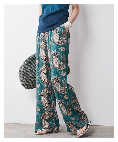 nissen（ニッセン）の「大きいサイズ エスニックプリントリラックスパンツ シックスタイル（パンツ・レディース・グリーン系/モカ系・6L/8L/10L）」の5枚目の写真