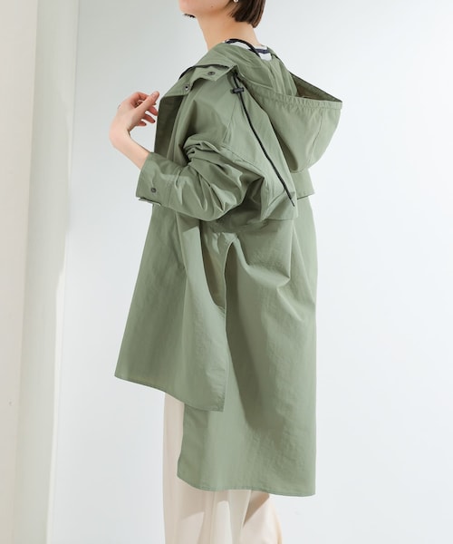 KBF（ケイビーエフ）の「BIGマウンテンパーカー（マウンテンパーカー・レディース・KHAKI/L.GREIGE/CAMEL・one）」の15枚目の写真