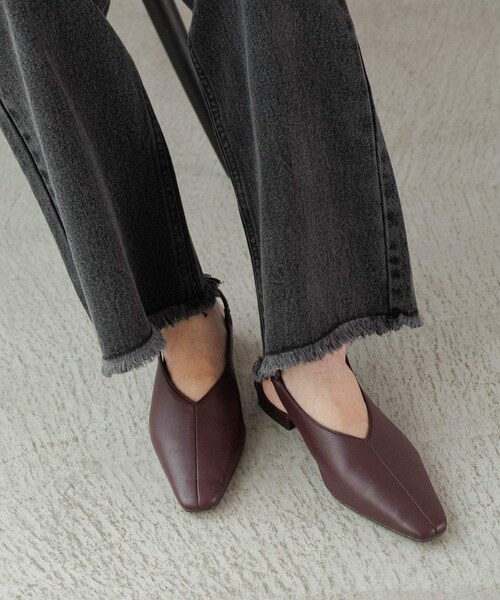 URBAN RESEARCH Sonny Label（アーバンリサーチサニーレーベル）の「バックストラップスクエアパンプス（パンプス・レディース・ブラック/アカチャ/キャメル・S/M/L）」の5枚目の写真