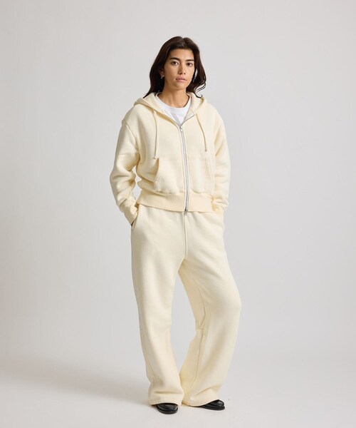 Saturdays NYC(サタデーズ ニューヨークシティ )の「Fulton Long Loop Sweatpants | WOMEN(その他パンツ・レディース・オフホワイト/ネイビー・L/M/S)」の20枚目の写真