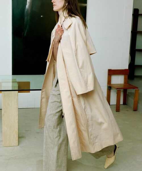 ADAM ET ROPE'（アダムエロペ）の「【EMOELLE】タスランナイロントレンチコート（トレンチコート・レディース・グレー/キナリ・36/38）」の9枚目の写真