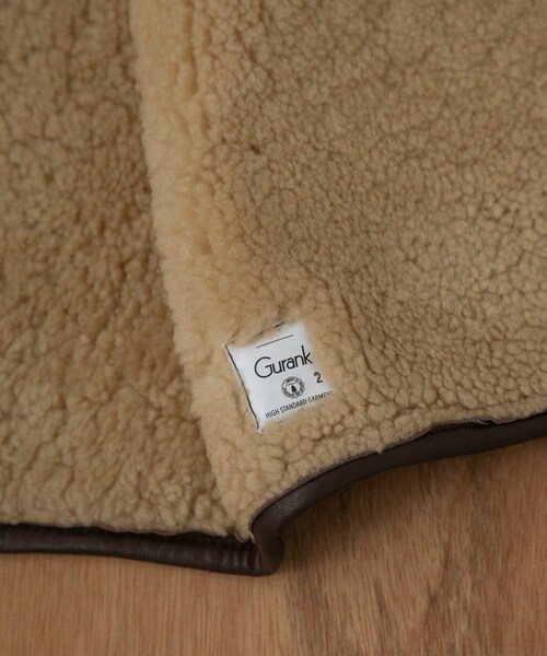 URBAN RESEARCH（アーバンリサーチ）の「Gurank　Lamb skin vest（ベスト・メンズ・BRN・2/3）」の5枚目の写真