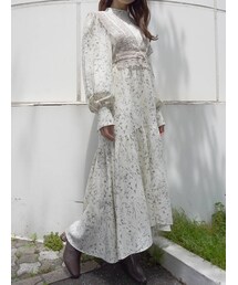 MERCURYDUO | レースビスチェ付フラワーティアードワンピース(ワンピース)