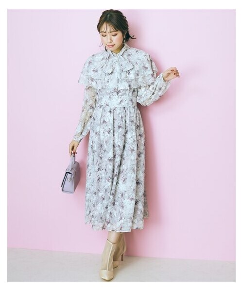 nissen（ニッセン）の「大きいサイズ リコリス柄ワンピース marun（ワンピース・レディース・グレー系/パープル系・L/LL/3L/4L/5L/6L/8L/10L）」の2枚目の写真