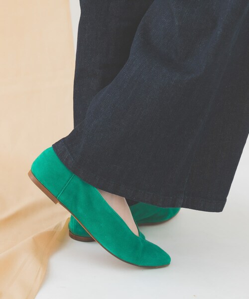RODE SKO（ロデスコ）の「SOFI　SOFI FLAT SHOES（パンプス・レディース・GREEN/IVORY/CAMEL・36/37/38）」の17枚目の写真