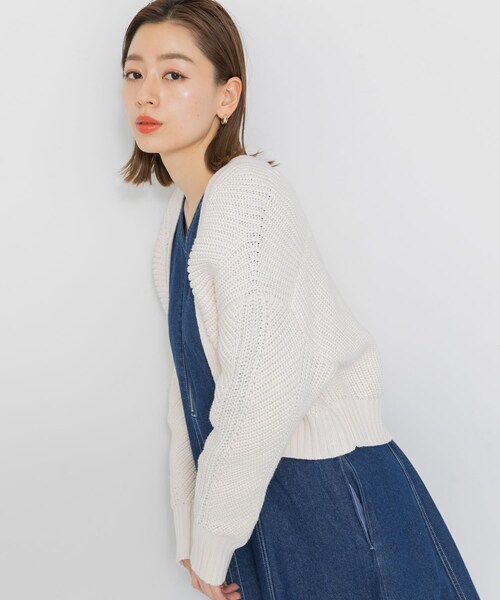 URBAN RESEARCH Sonny Label（アーバンリサーチサニーレーベル）の「ニットボレロカーディガン（カーディガン/ボレロ・レディース・ラベンダー/オフ/ライトグレー・FREE）」の10枚目の写真