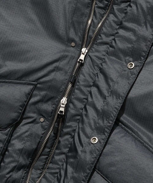 ADAM ET ROPE'(アダムエロペ)の「【URU/ウル】DOWN JACKET(ダウンジャケット/コート・メンズ・ブラック系・1/2)」の9枚目の写真