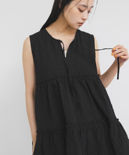 KBF(ケイビーエフ)の「『STAFF DESIGN PROJECT』2WAYティアードチュニック(チュニック・レディース・OFF/BLACK/L.BLUE・One)」の14枚目の写真