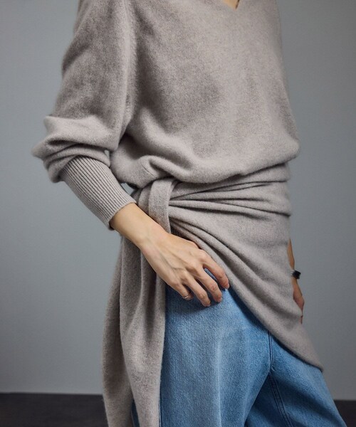 ADAM ET ROPE'（アダムエロペ）の「カシミヤストール［セットアップ対応］（ストール/ショール・レディース・チャコール/ベージュ系/イエロー系・F）」の10枚目の写真