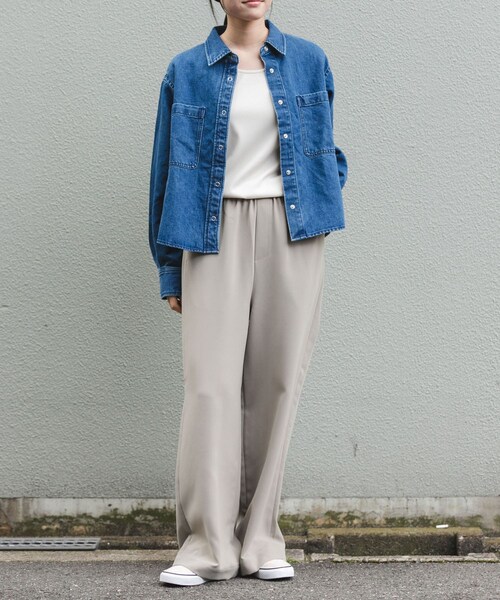 URBAN RESEARCH DOORS(アーバンリサーチドアーズ)の「FORK&SPOON ペーパーブレンドデニムシャツ(シャツ/ブラウス・レディース・BLUE/BLACK・1)」の18枚目の写真