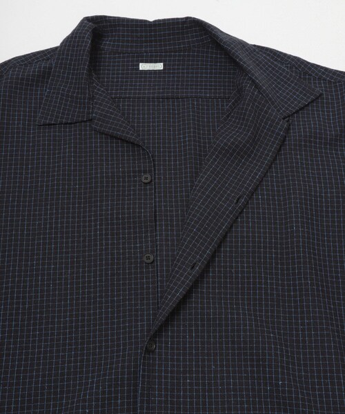 URBAN RESEARCH(アーバンリサーチ)の「A PRESSE Silk Nep Loop Collar Shirts(シャツ/ブラウス・メンズ・BLACK・2/3)」の5枚目の写真