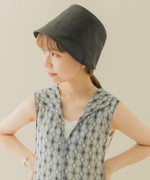 SMELLY（スメリー）の「フロントラインフェイクレザーハット（ハット・レディース・BLK/IVO・-）」の18枚目の写真