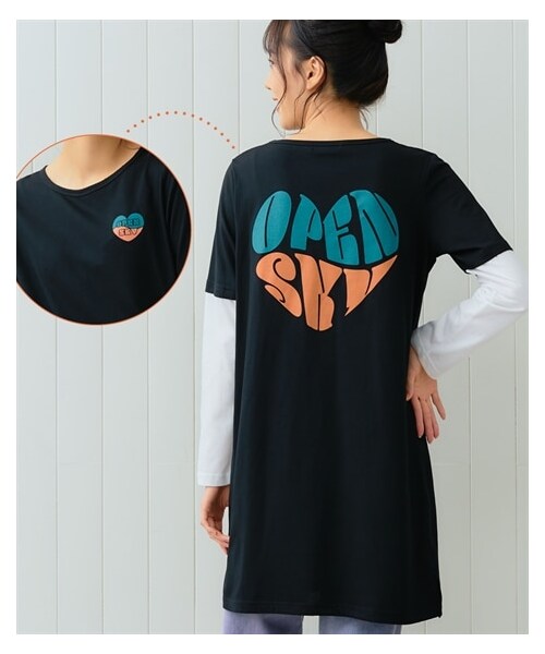 nissen（ニッセン）の「大きいサイズデザインいろいろ選べる綿混プリントカットソーチュニック（チュニック・レディース・黒×オフホワイト(バックロゴ)/チャコールグレー×杢グレー(ペイズリー)/ベージュ(スタンプ)/カーキ(袖プリント)/ピンク(ネコ)/オフホワイト(水彩画)/チャコールグレー(レタード)/モカ(レース)/パープル(パンダ)/ネイビー(ロゴ)・L/LL/3L/4L/5L/6L/8L/10L）」の14枚目の写真