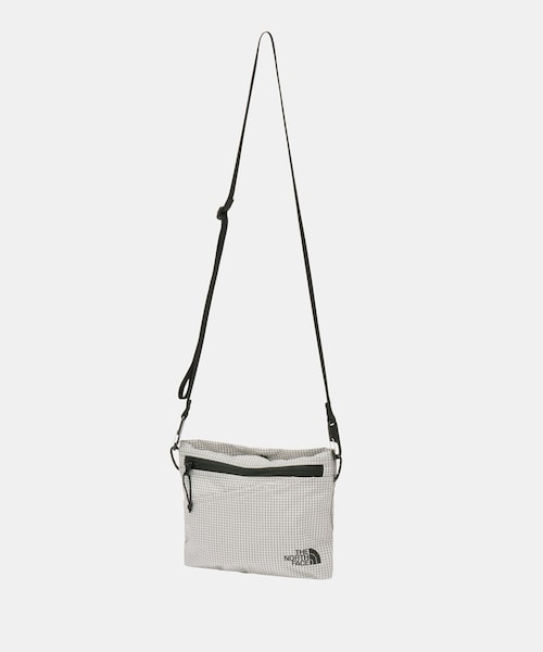 URBAN RESEARCH DOORS(アーバンリサーチドアーズ)の「THE NORTH FACE RAFTER SHOULDER POUCH SSP(ショルダーバッグ・レディース・Kブラック/TIティングレー/ABブルー・One)」の2枚目の写真
