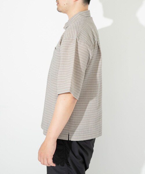 URBAN RESEARCH Sonny Label(アーバンリサーチサニーレーベル)の「シアサッカーハーフジッププルオーバー(シャツ/ブラウス・メンズ・ベージュ/ブルー・M/L)」の13枚目の写真