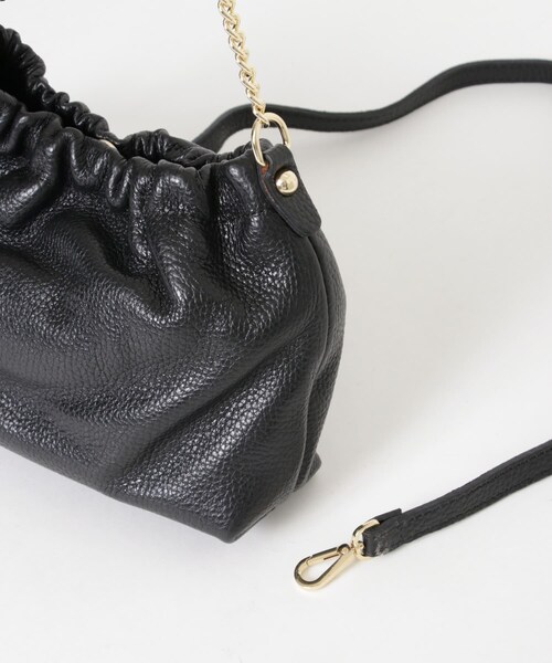 URBAN RESEARCH(アーバンリサーチ)の「レザーギャザーバッグ(ショルダーバッグ・レディース・BLACK/BROWN/BEIGE・-)」の15枚目の写真